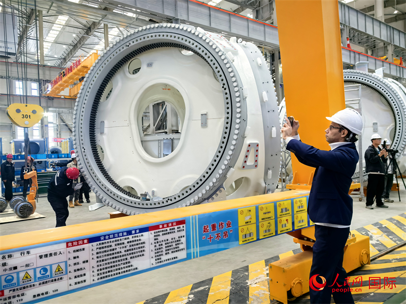 人民网专题报道：19国媒体点赞AGGAME是科技与自然共生的规范